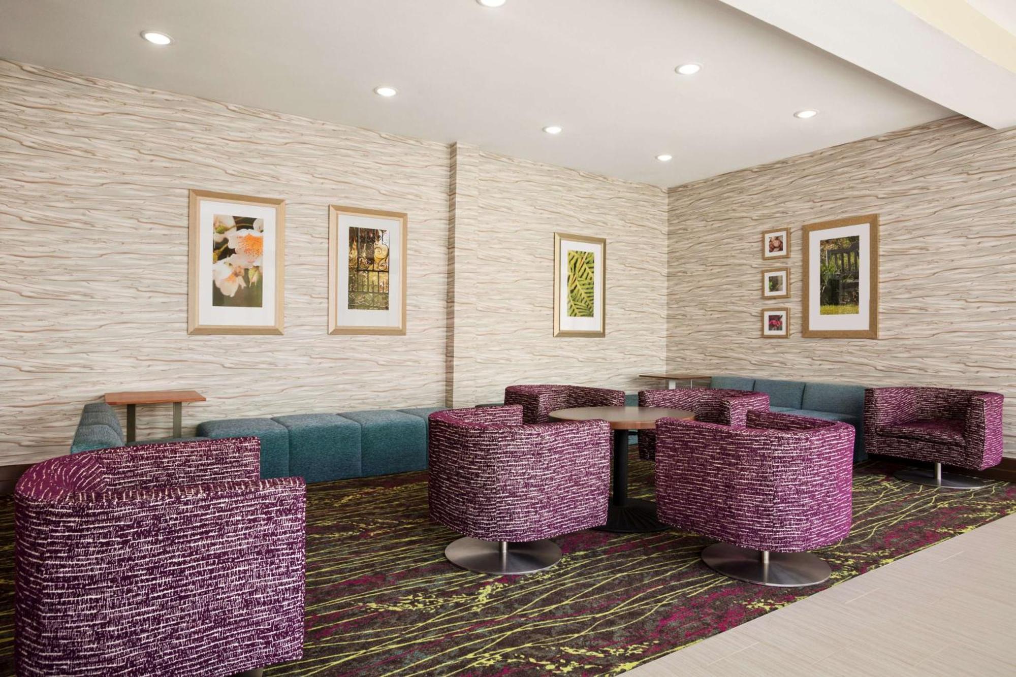 Hilton Garden Inn Houston-Baytown Bagian luar foto