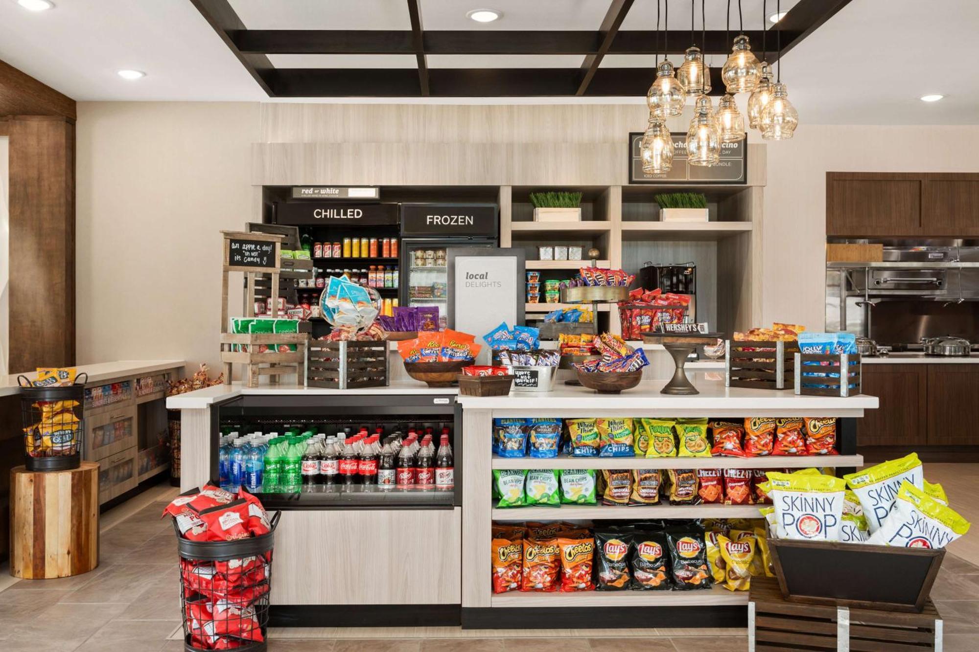 Hilton Garden Inn Houston-Baytown Bagian luar foto